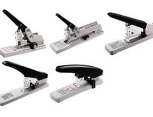 Agrafeuse de blocs B40/4, capacité: 2-100 feuilles pour agrafes 23/6, 23/8, 23/10 Super, 23/13 Super (023-0056)