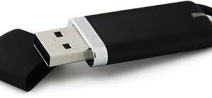 Clé USB 8 GB MAX'L RETRACKT